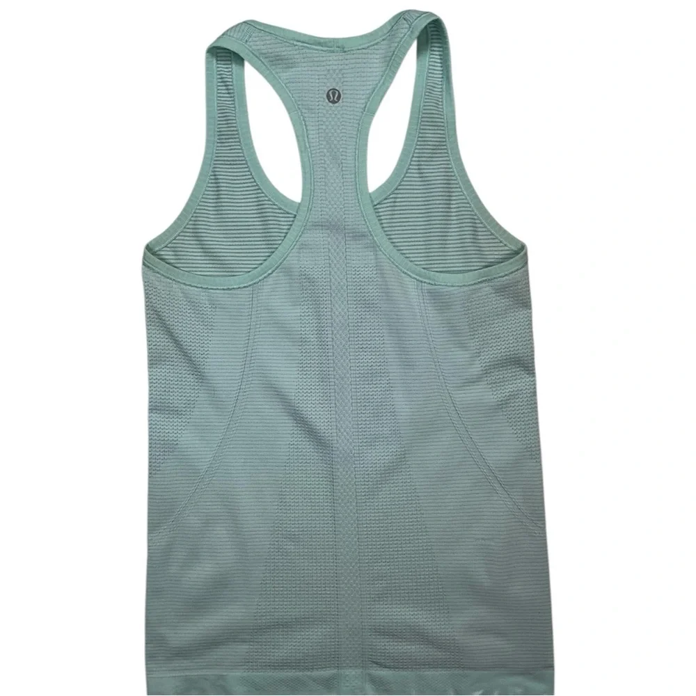Lululemon Run: Swiftly Tech Racerback Mint Moment Size 6‎
